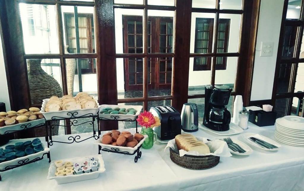 Arecibo Inn エクステリア 写真
